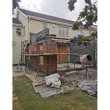 EXTENSION/PAVING IN RINAWADE, LEIXLIP